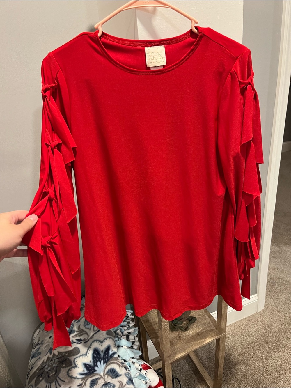 Lulu B. Red Long-Sleeve Ruffle-Slit Top